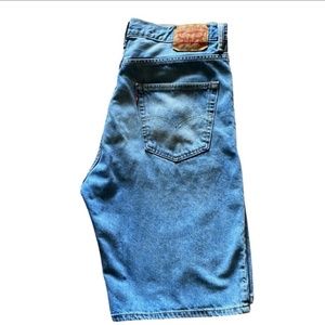 Levi’s 569 Jean Shorts Size 36
